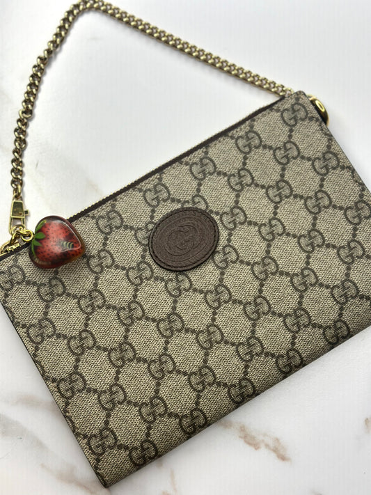 Pre-owned Gucci GG canvas Double G Strawberry Wrist Wallet