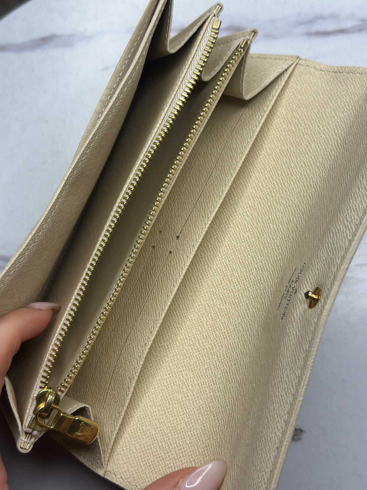 Pre-owned Louis Vuitton Damier azur Sarah Wallet