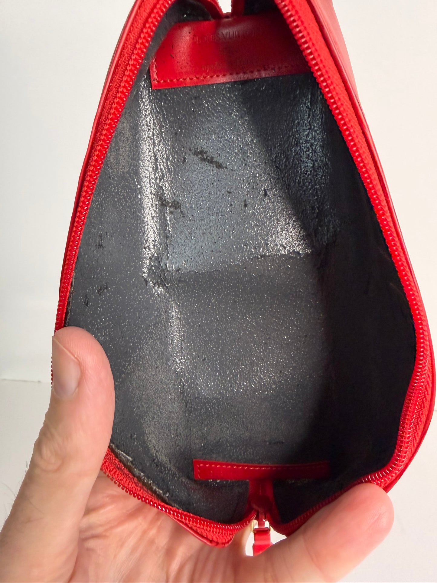 Pre-owned Louis Vuitton Red Epi leather Trousse Crayons pen case