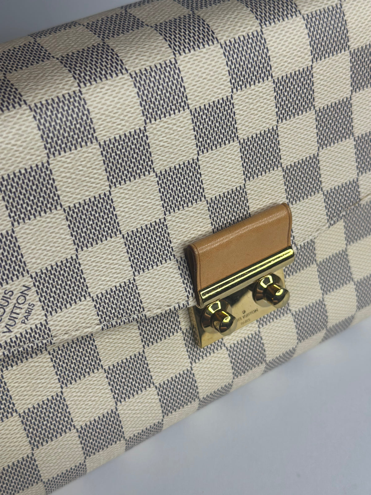 Pre-owned Louis Vuitton Damier azur croissette crossbody