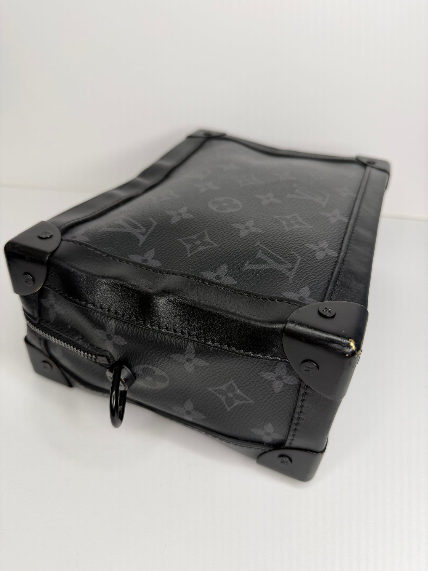 Pre-owned Louis Vuitton monogram eclipse, soft trunk Crossbody