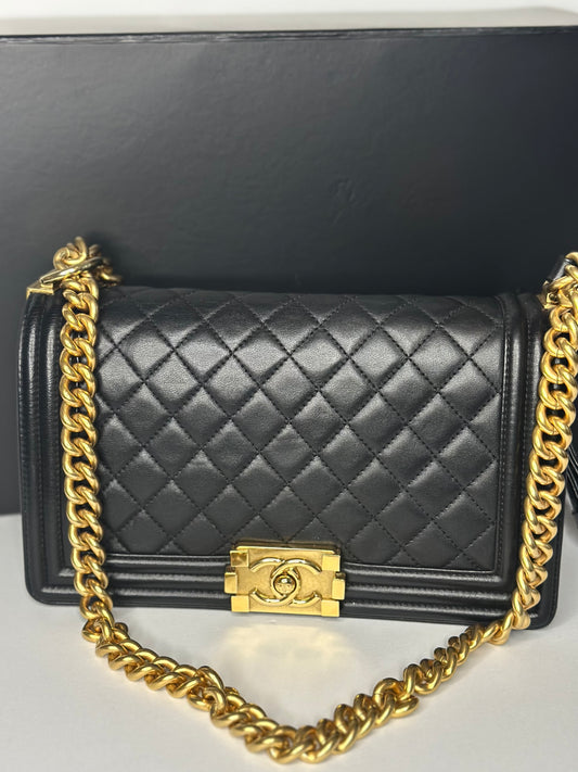 Pre-owned Chanel 2017 Old Medium Quilted Lambskin Boy Flap crossbody