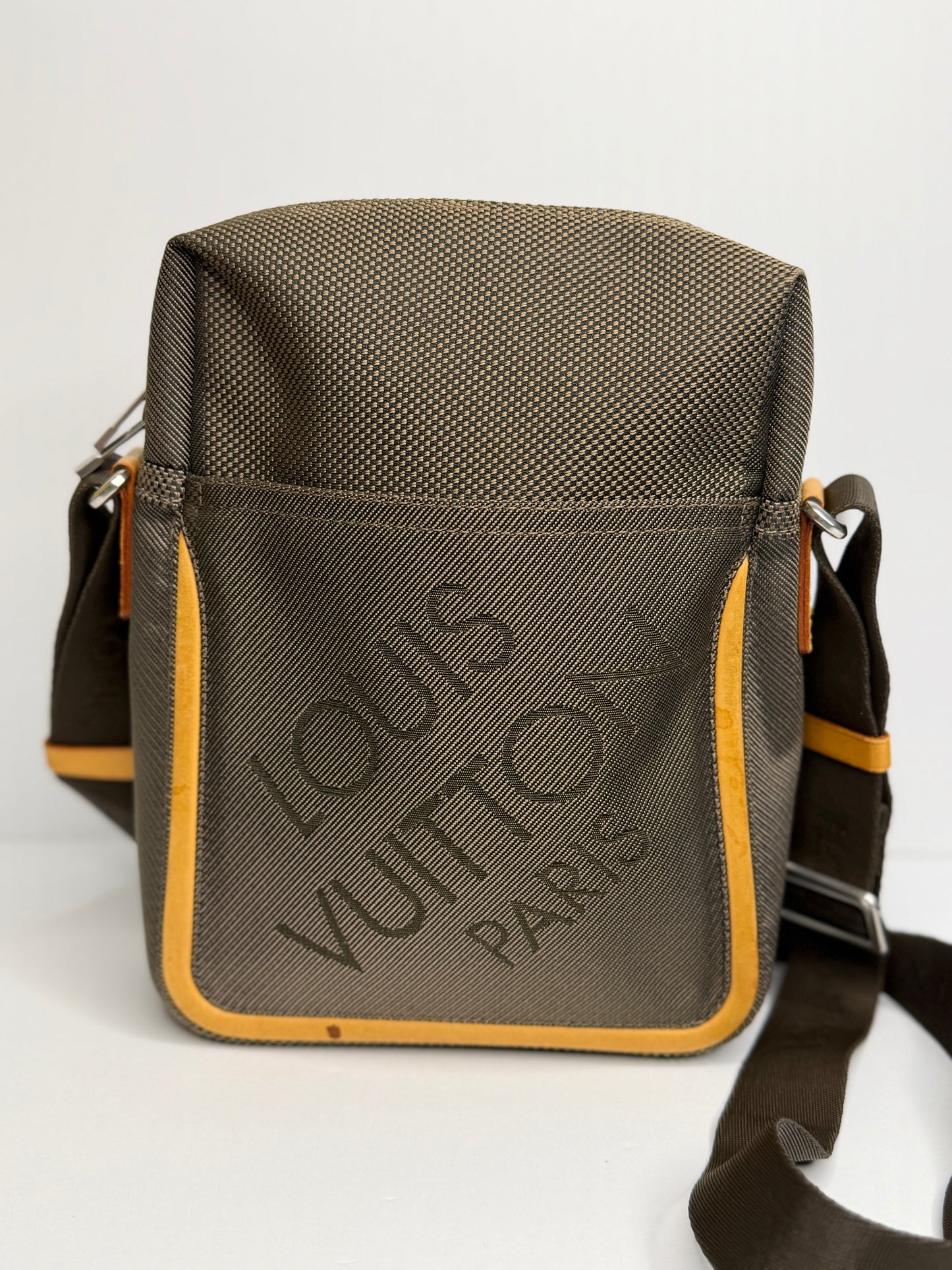 Pre-owned Louis Vuitton Canvas Citadin messenger Crossbody
