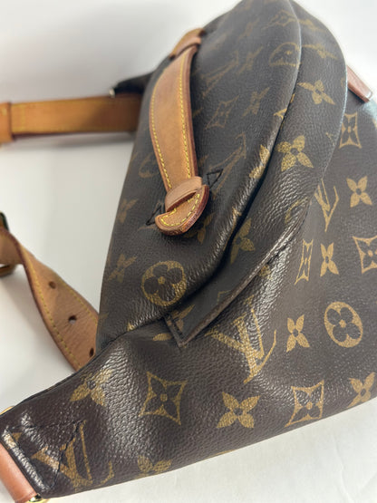 Pre-owned Louis Vuitton monogram canvas OG bumbag