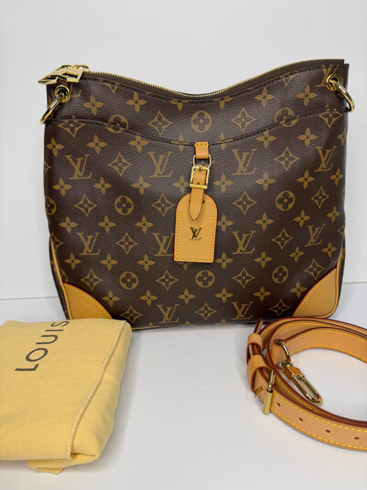 Pre-owned Louis Vuitton Monogram Canvas Odeon MM crossbody