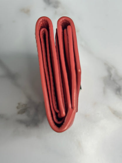 Pre-owned Louis Vuitton Coral leather lock me compact wallet