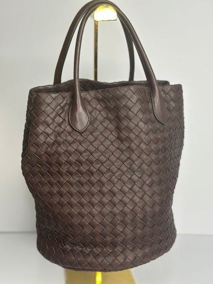 Pre-owned Bottega Veneta dark brown intrecciato leather bucket tote