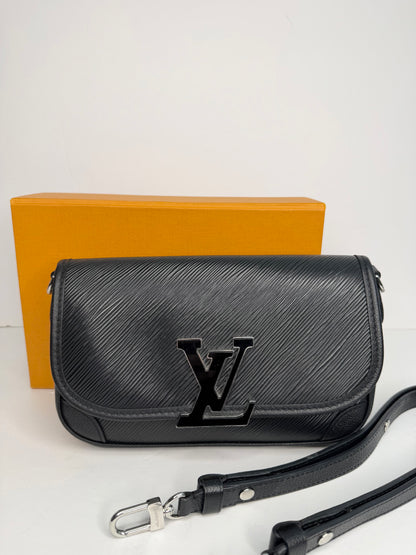 Pre-owned Louis Vuitton Black Epi Leather Buci crossbody