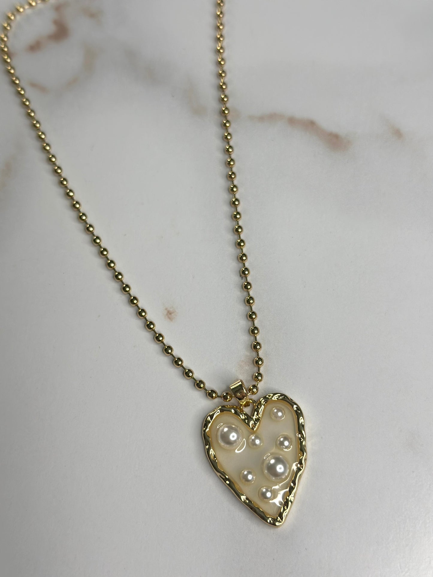Jane heart necklace