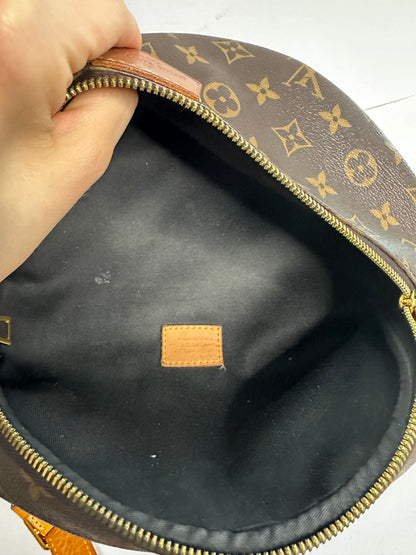 Pre-owned Louis Vuitton monogram canvas OG bumbag