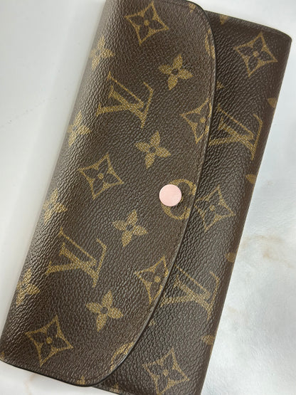 Pre-owned Louis Vuitton monogram canvas Emilie wallet