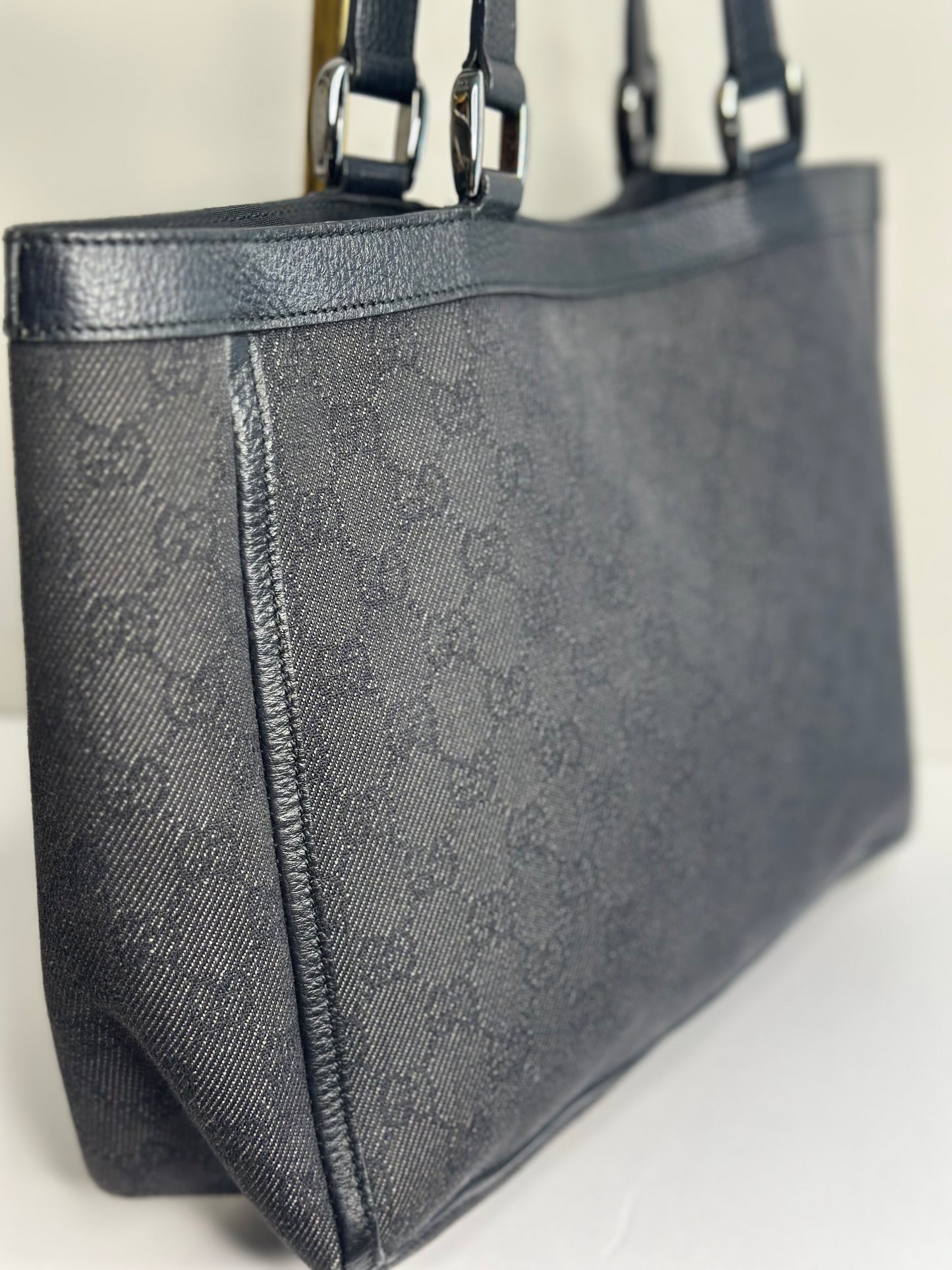 Pre-owned Gucci GG black canvas Abby tote