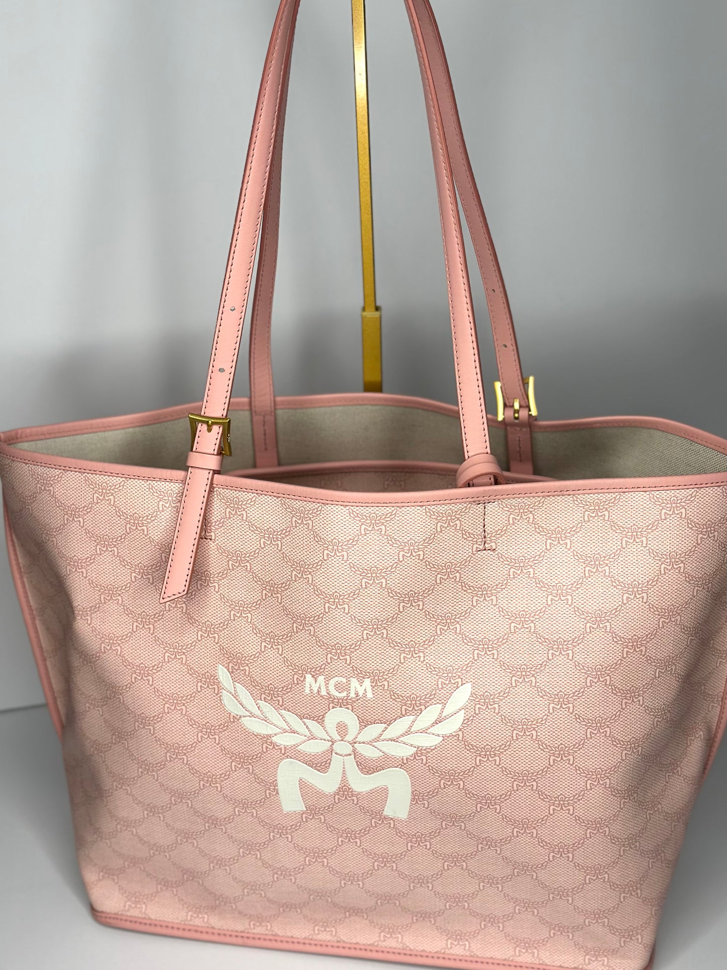 Pre-owned MCM Himmel medium Shopper Tote Bag in a silver pink Lauretos monogram canvas