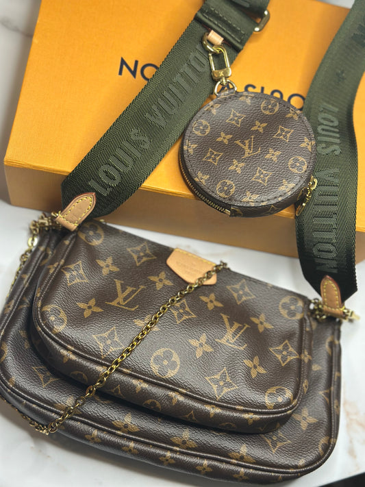 Pre-owned Louis Vuitton Monogram canvas multi Pochette accessories crossbody
