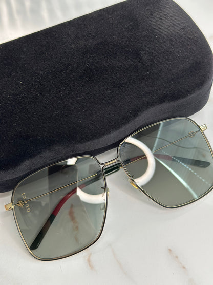 Pre-owned Gucci Logo oversized frame sunglasses