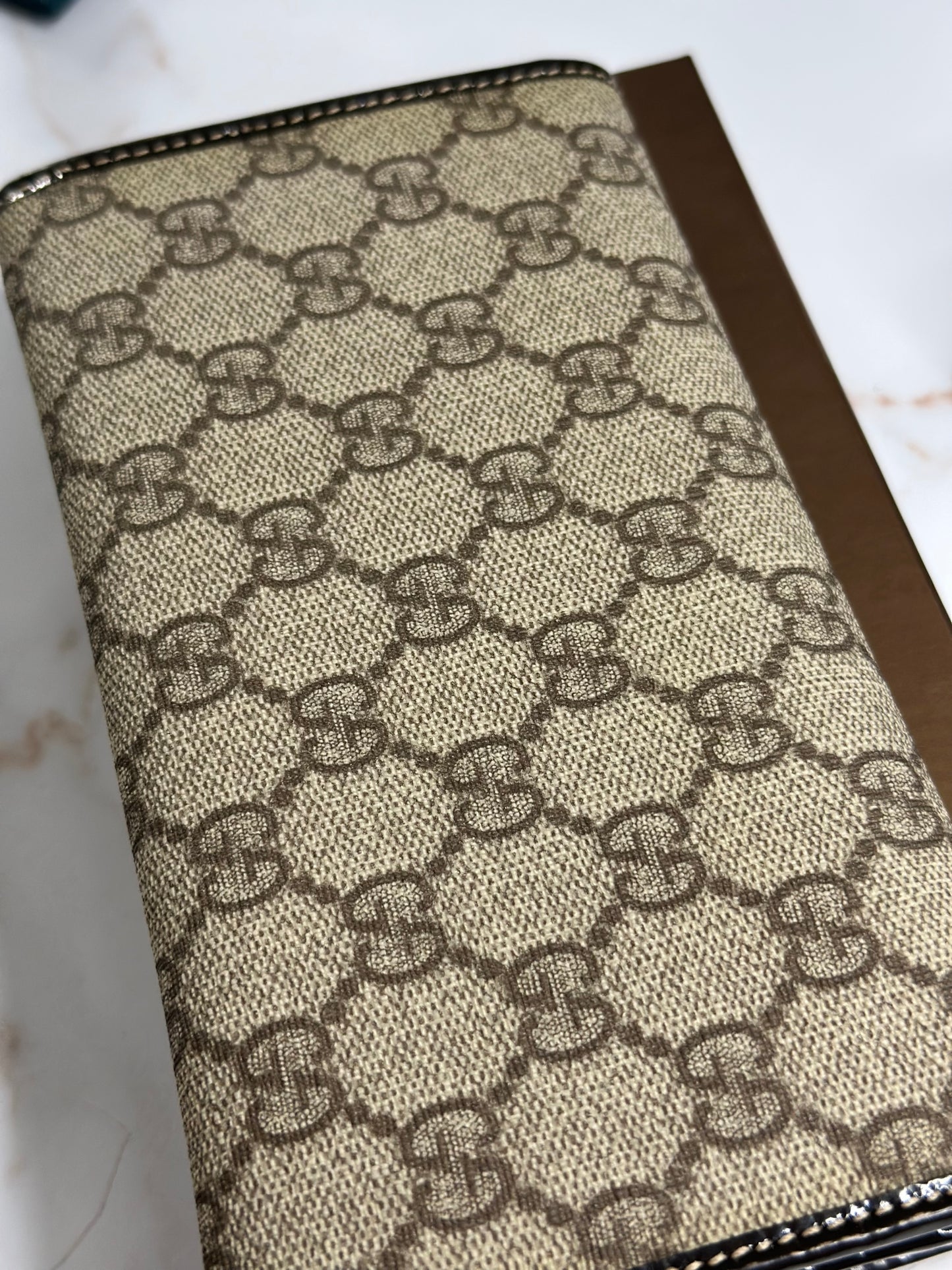 Pre-owned Gucci Supreme Canvas long wallet