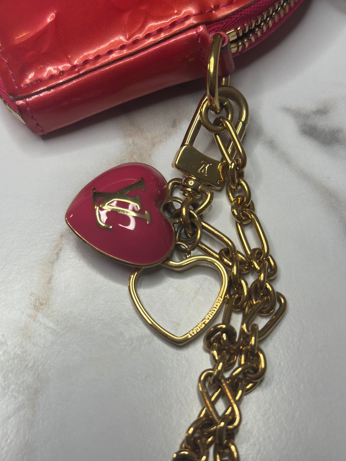 Pre-owned Louis Vuitton Vernis Heart Coin Purse Rose Pop