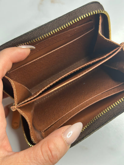 Pre-owned Louis Vuitton monogram canvas compact zippy wallet