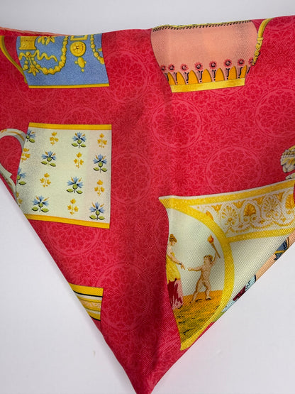 Pre-owned Gucci vintage silk scarf