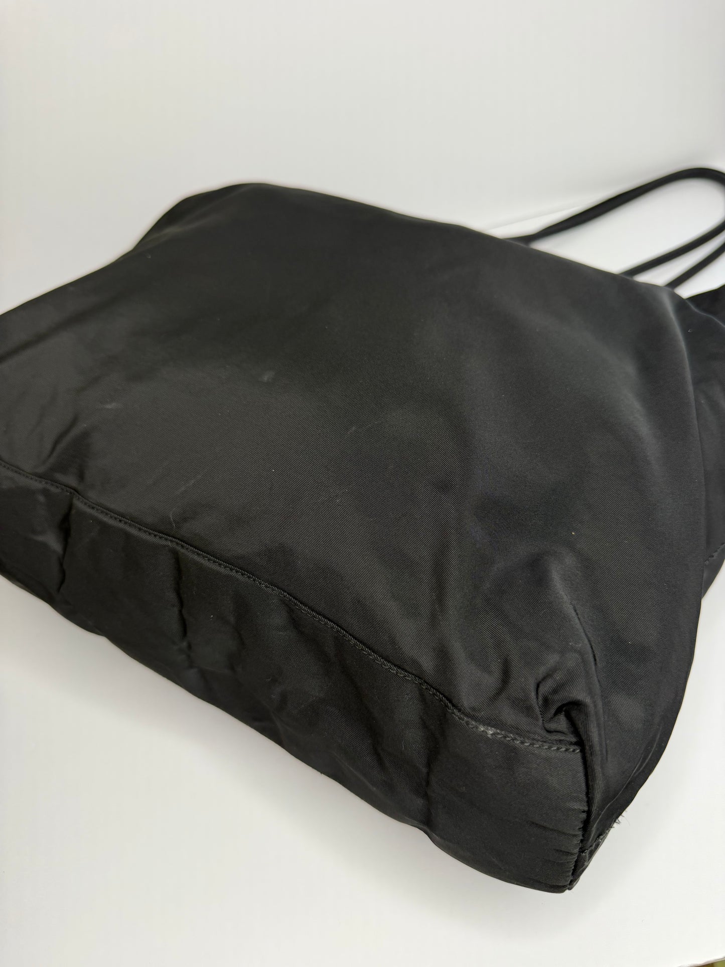 Pre-owned Prada black nylon shoulder tote