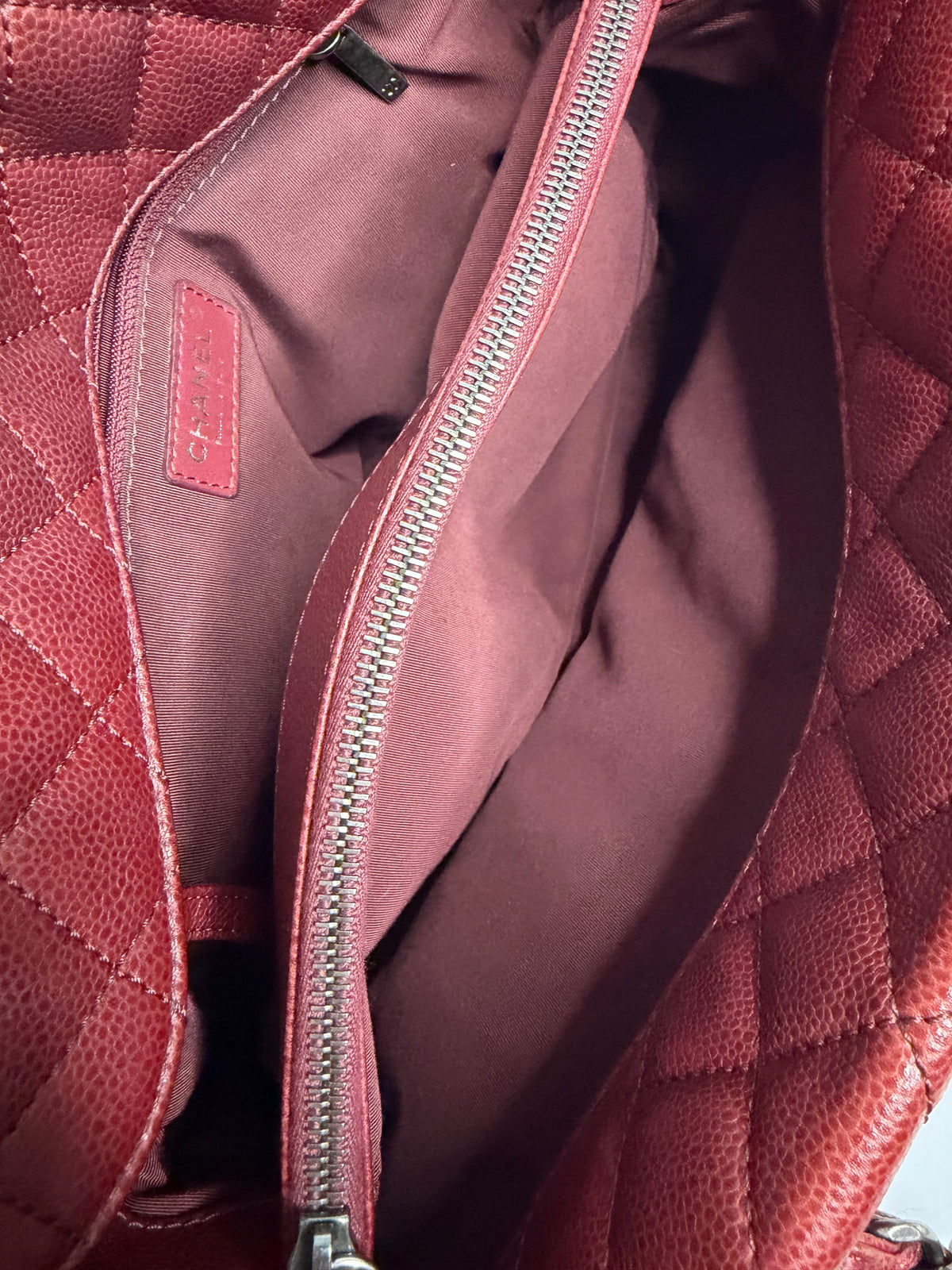 Pre-owned Chanel Burgundy Quilted Caviar Leather Shopping Tote
