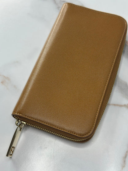 Pre-owned Fendi brown leather zippy long wallet