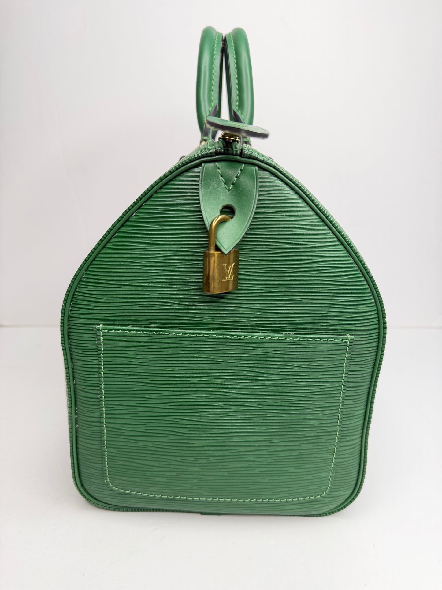 Pre-owned Louis Vuitton green Epi leather speedy 30 Boston bag