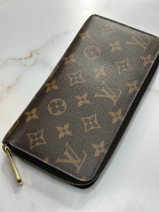 Pre-owned Louis Vuitton monogram canvas zippy wallet