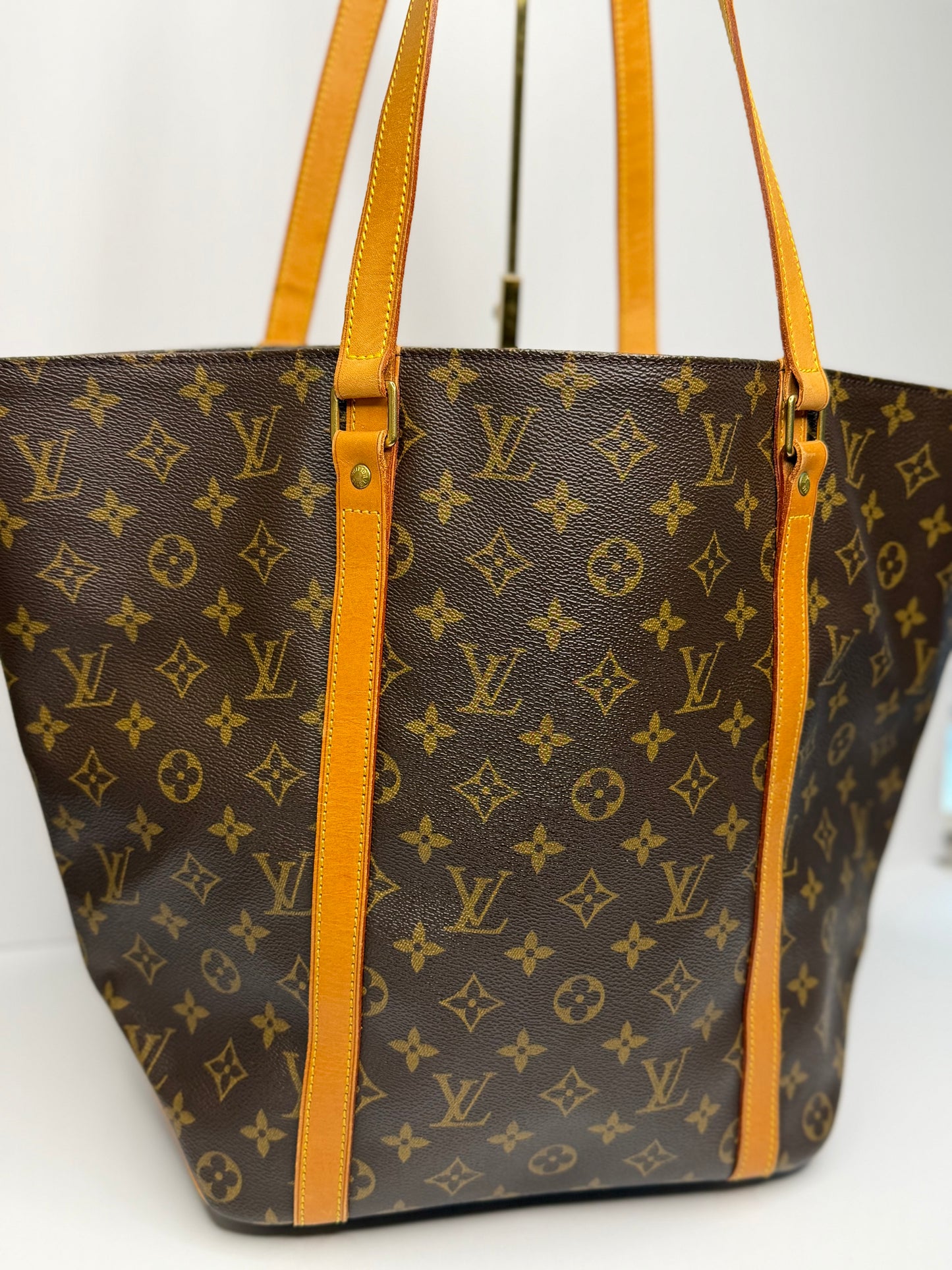 Pre-owned Louis Vuitton, monogram, canvas Sac shopper tote MM