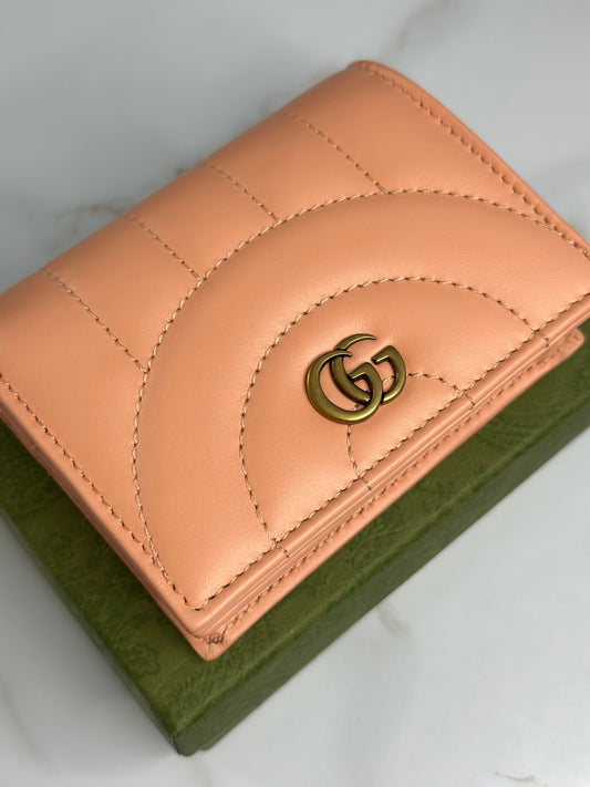 Pre-owned Gucci GG coral matalasse leather compact wallet