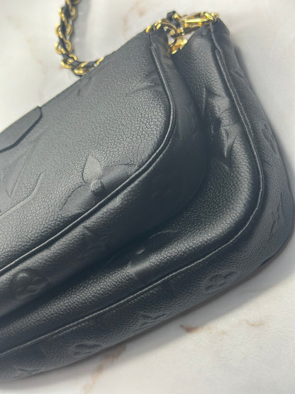 Pre-owned Louis Vuitton black Empriente leather multi-pochette accessories