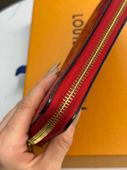 Pre-owned Louis Vuitton red empriente leather wallet