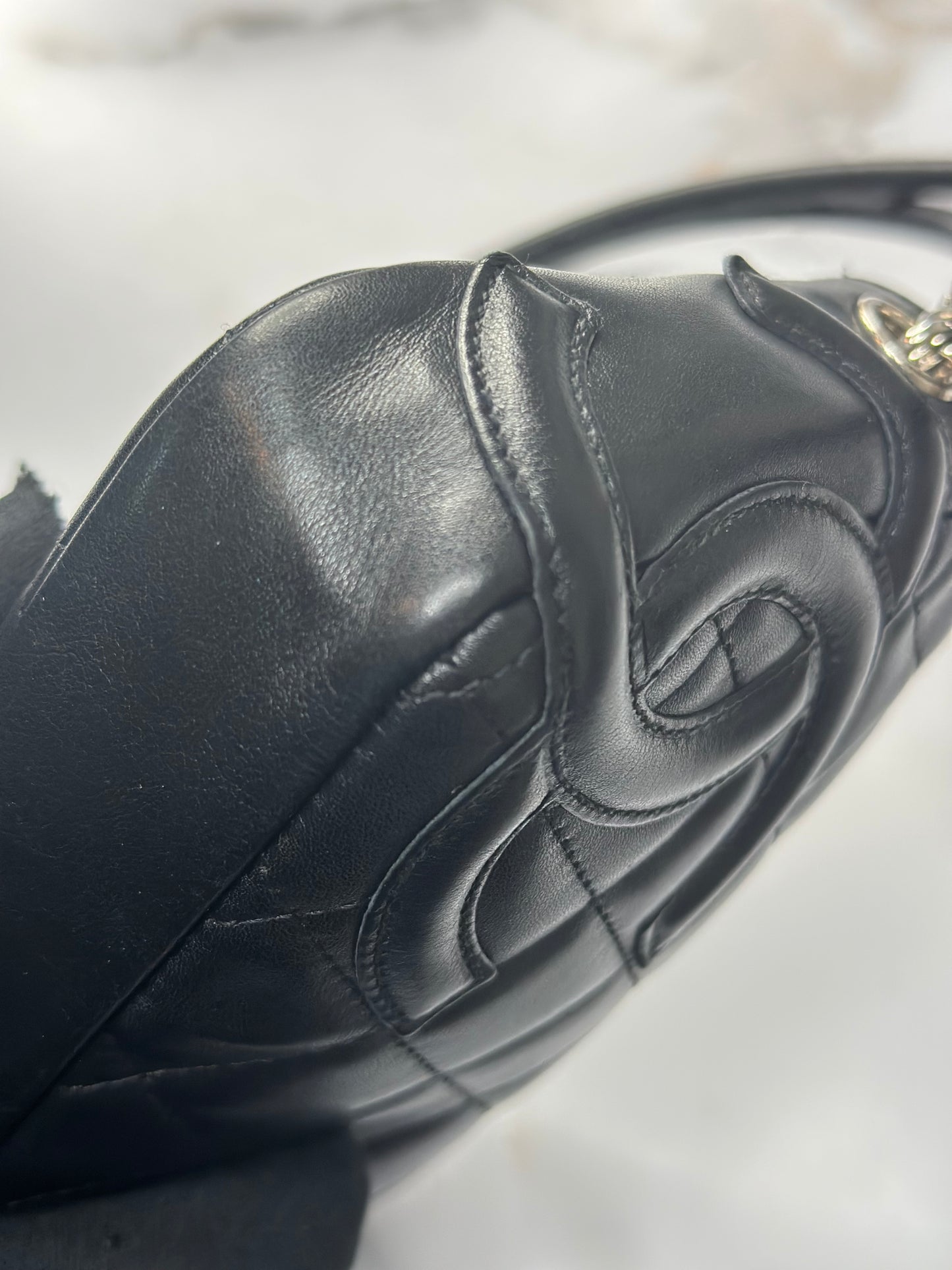 Pre-owned Chanel Calfskin Quilted Cambon Pochette shoulder bag