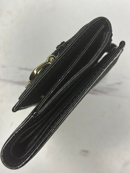 Pre-owned Gucci Microguccismia patent leather compact wallet