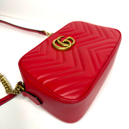 Pre-owned Gucci Matelasse Small GG Marmont Chain Shoulder Bag Hibiscus Red