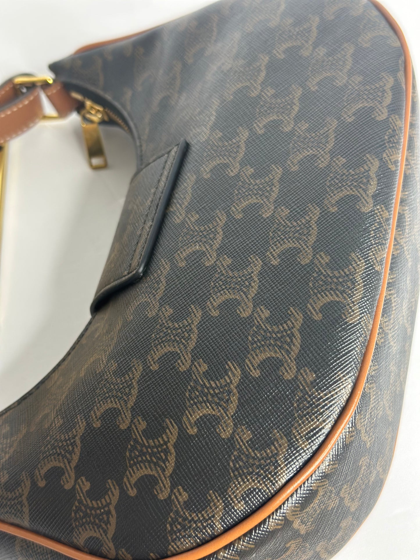 Pre-owned Celine Medium canvas Ava Triomphe shoulder Bag