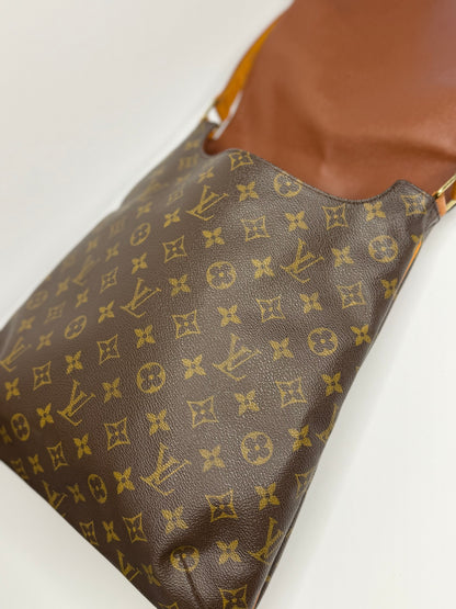 Pre-owned Louis Vuitton Musette Salsa GM Monogram crossbody bag