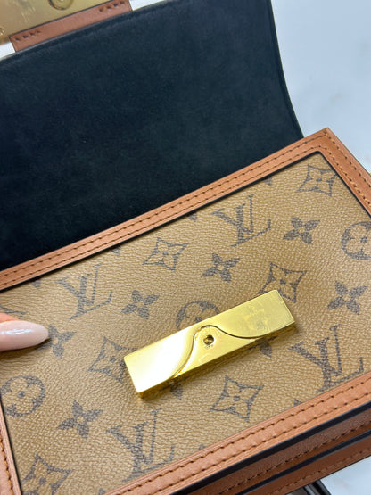 Pre-owned Louis Vuitton Dauphine Shoulder Bag Reverse Monogram Canvas Mini