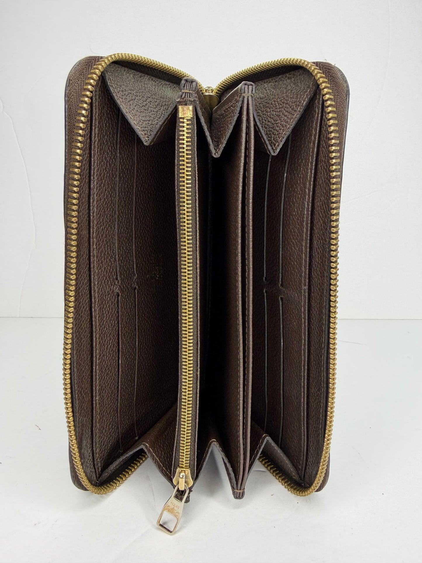 Pre-owned Louis Vuitton dark brown Empriente leather zippy wallet