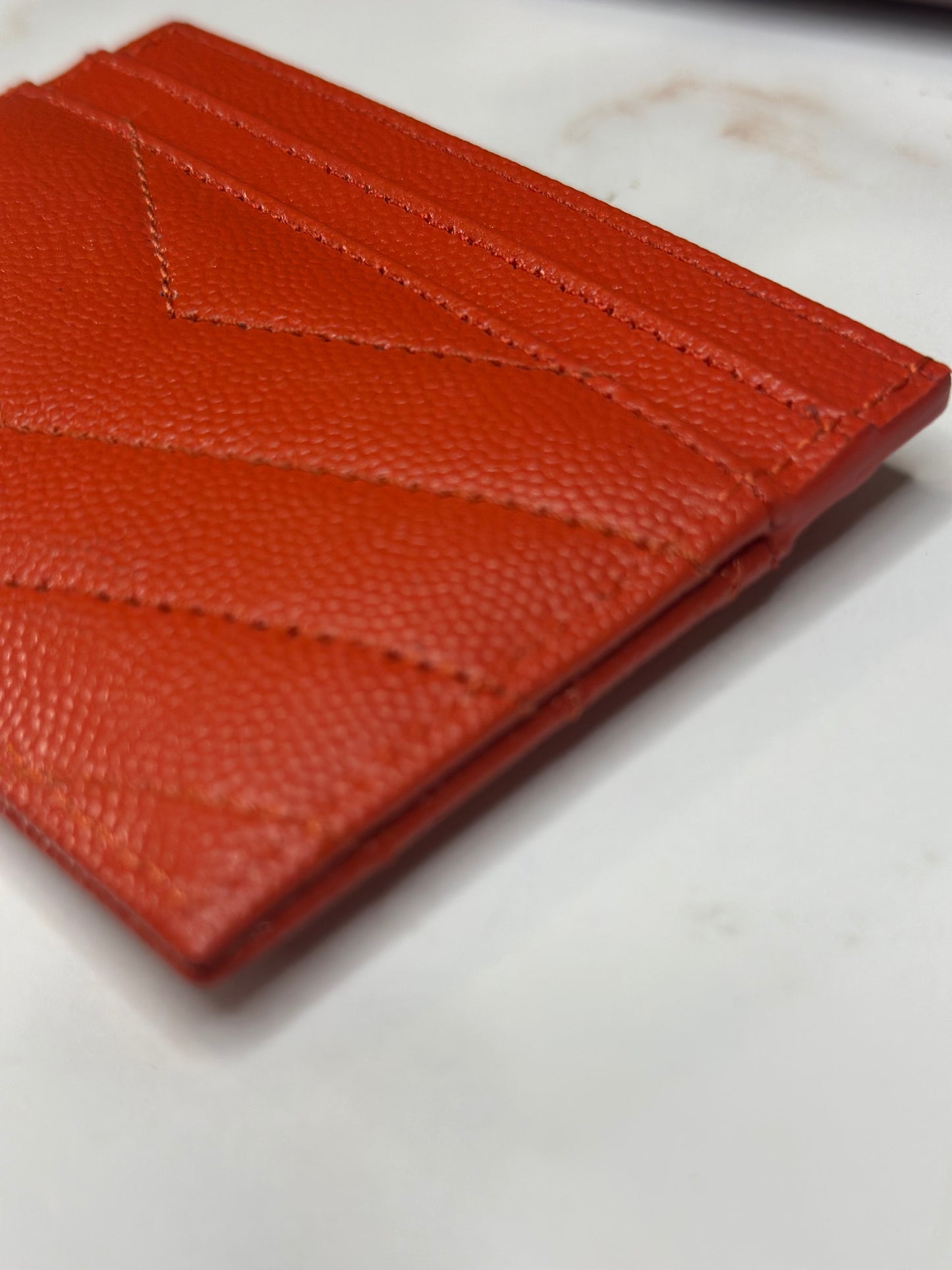 Pre-owned Saint Laurent orange-red grain de poudre card holder
