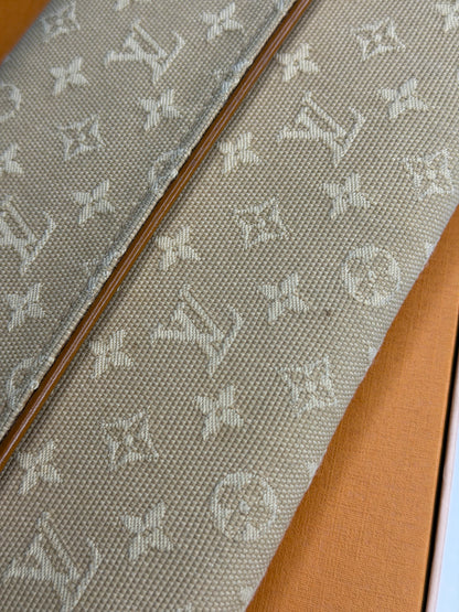 Pre-owned Louis Vuitton Mini Lin Monogram International wallet