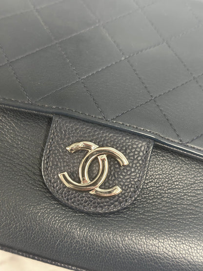 Pre-owned Chanel Navy Double Chain Matalese Flag Calfskin Medium Coco Crossbody