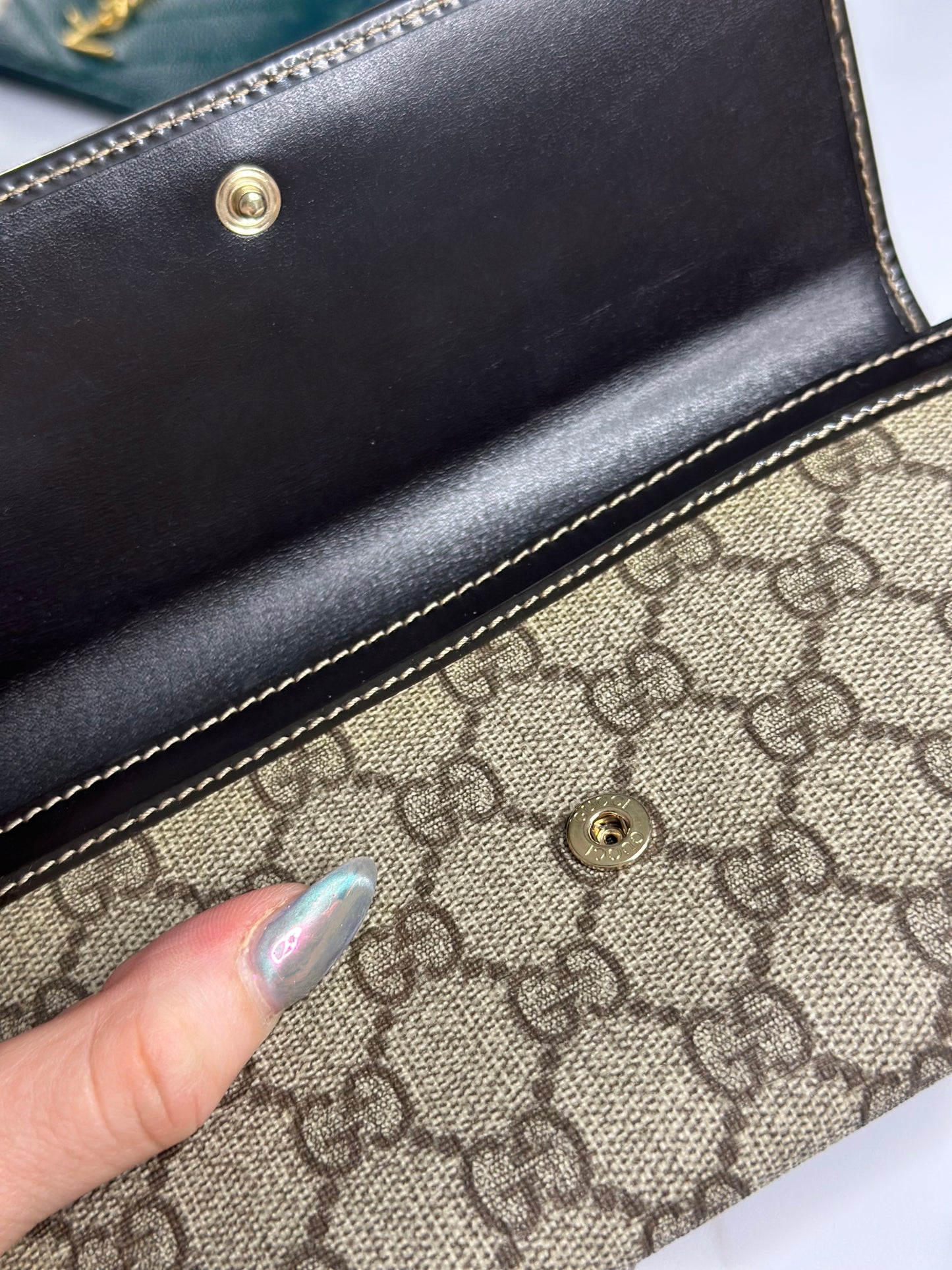 Pre-owned Gucci Supreme Canvas long wallet