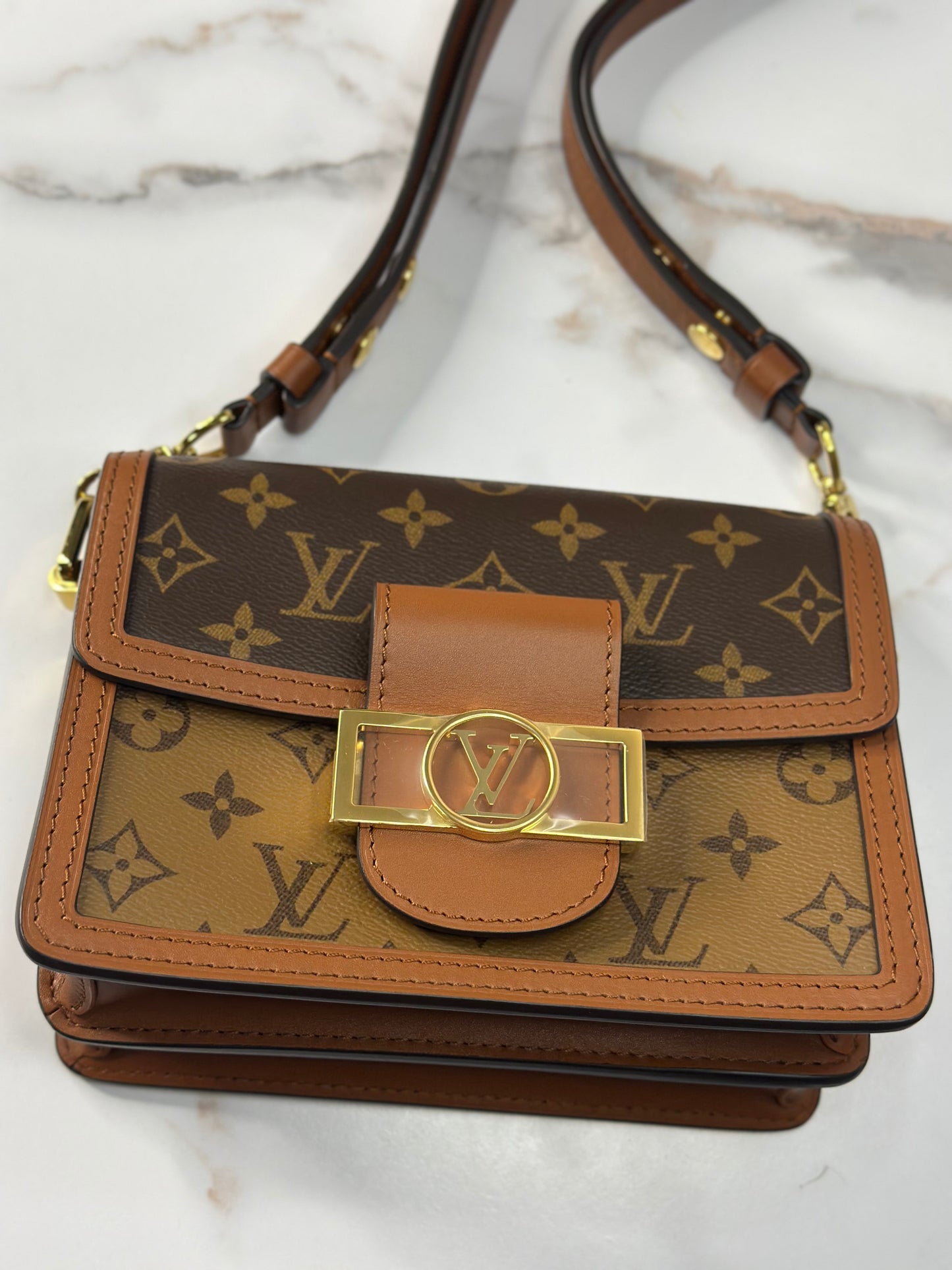 Pre-owned Louis Vuitton Dauphine Shoulder Bag Reverse Monogram Canvas Mini