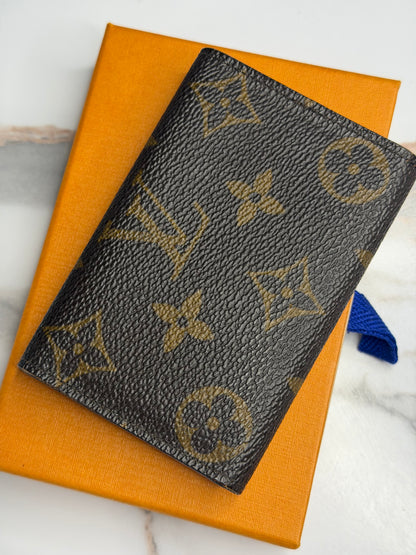 Pre-owned Louis Vuitton monogram, canvas multi keyholder six