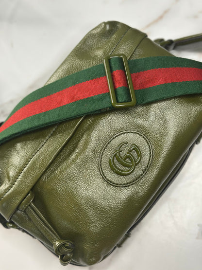 Pre-owned Gucci khaki green Tonal GG Shoulder Bag Leather