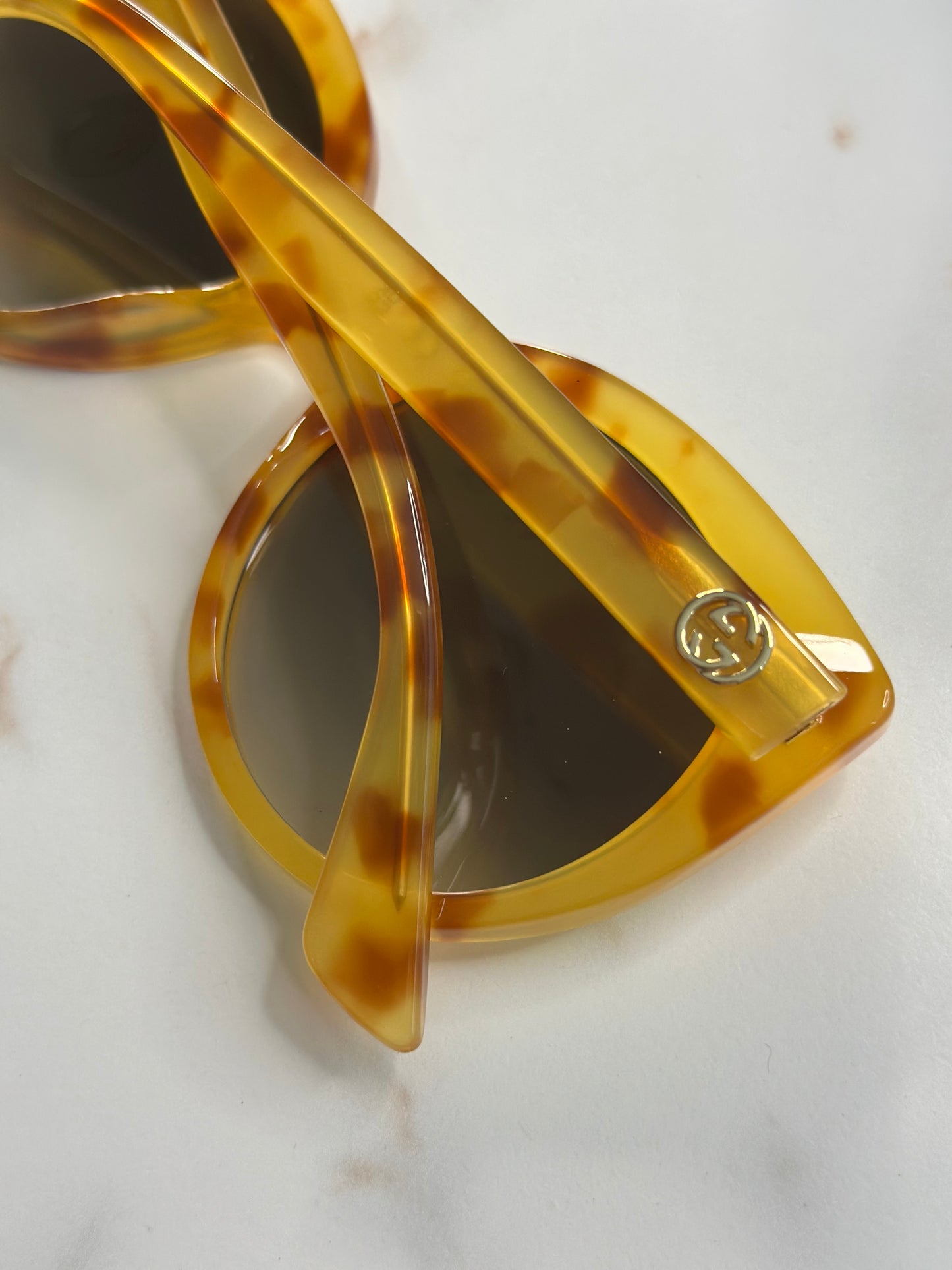 Pre-owned Gucci light Tortise interlocking logo sunglasses