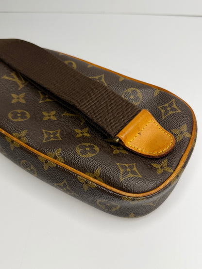 Pre-owned Louis Vuitton monogram canvas Pochette Gange belt bag