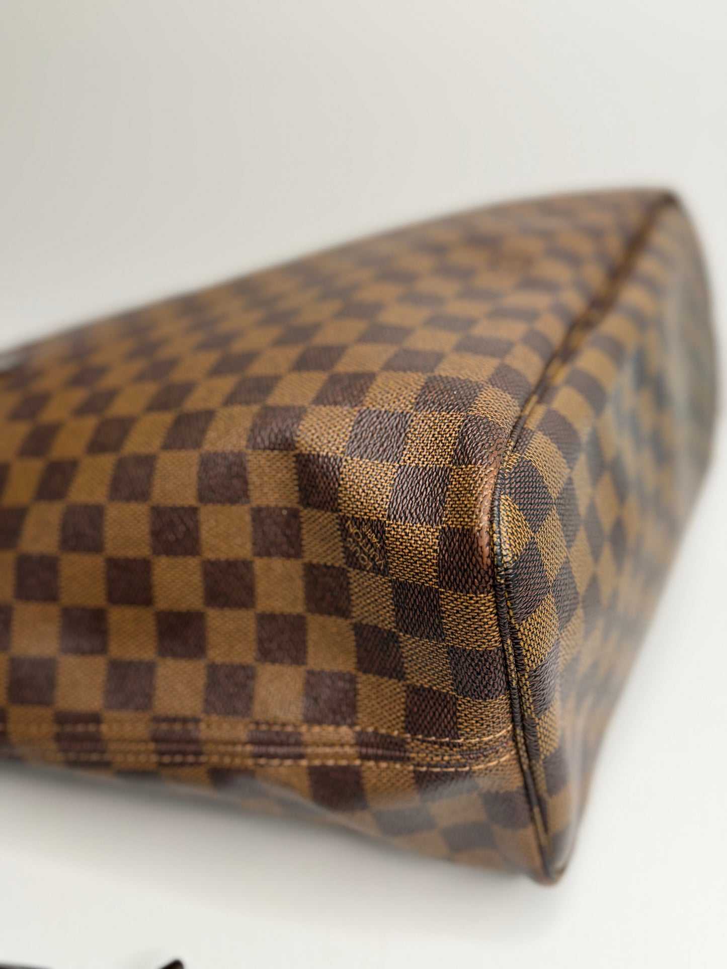 Pre-owned Louis Vuitton Damier Ebene canvas Neverfull MM tote