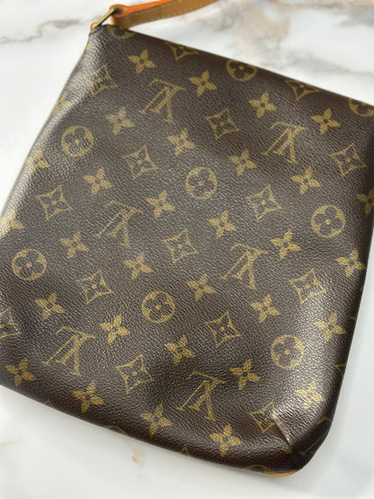 Pre-owned Louis Vuitton monogram canvas musette salsa short strap